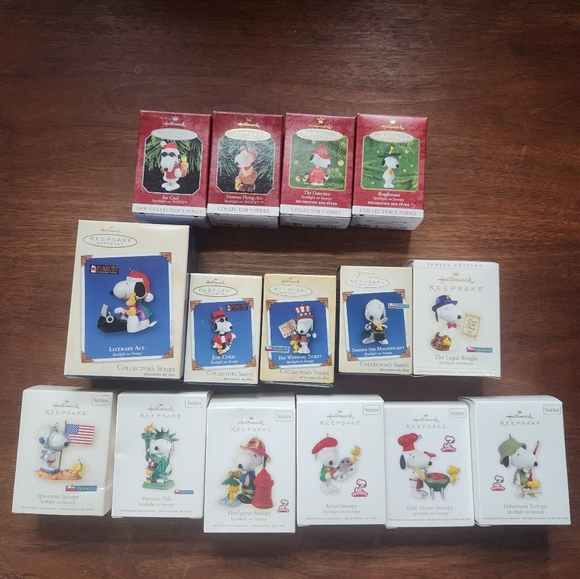 Snoopy Hallmark Series #1-15 - Picture 1 of 5